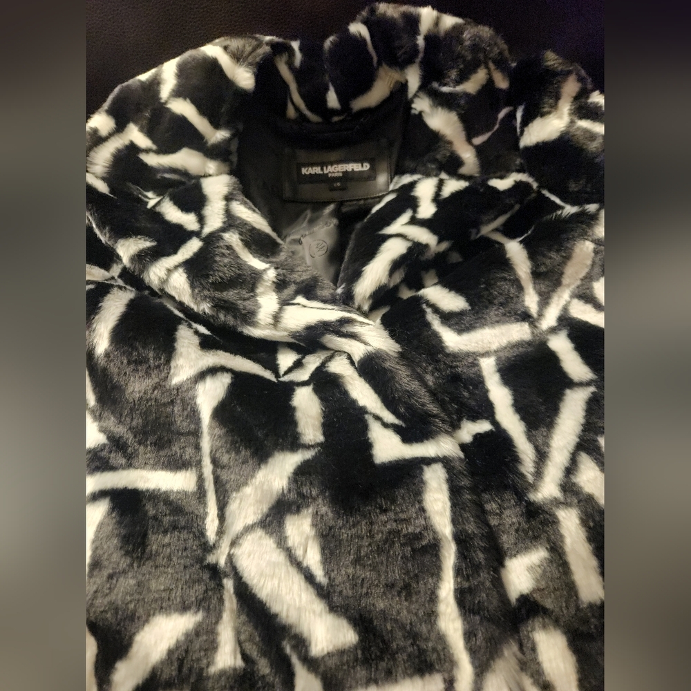 Karl Lagerfeld Women's Monochrome Faux Fur Coat - Picture 6 of 16